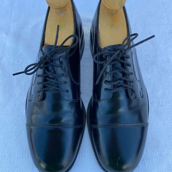 Nunn Bush Size 8.5M Black Leather Cap Toe Oxfords. Worn In TV Show. - Picture 2 of 7